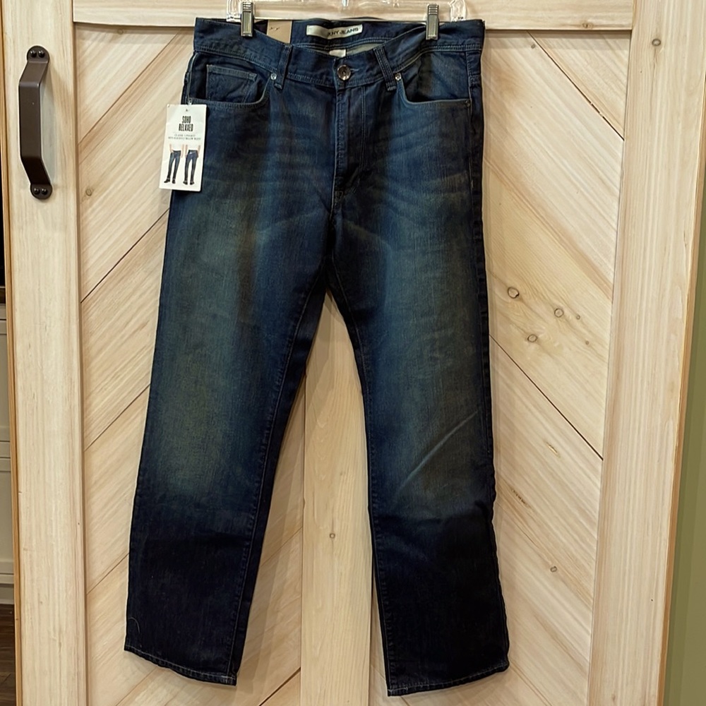 DKNY Jeans 34 x 30” Soho Relaxed Mens Jeans - new with tags